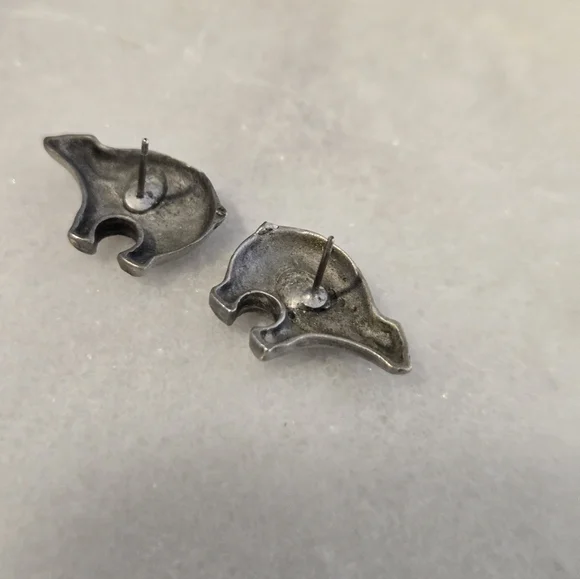 Native American-Style Silver Tone Bear Fetish Earrings - Picture 3 of 7